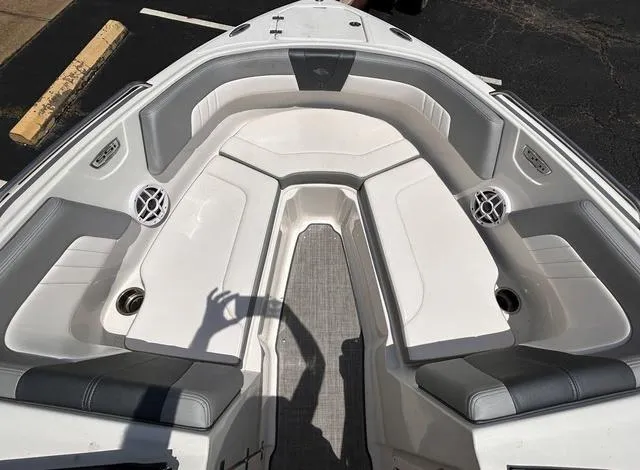 Slide: The Image of Chaparral 23 SSi OB 2021 - 8