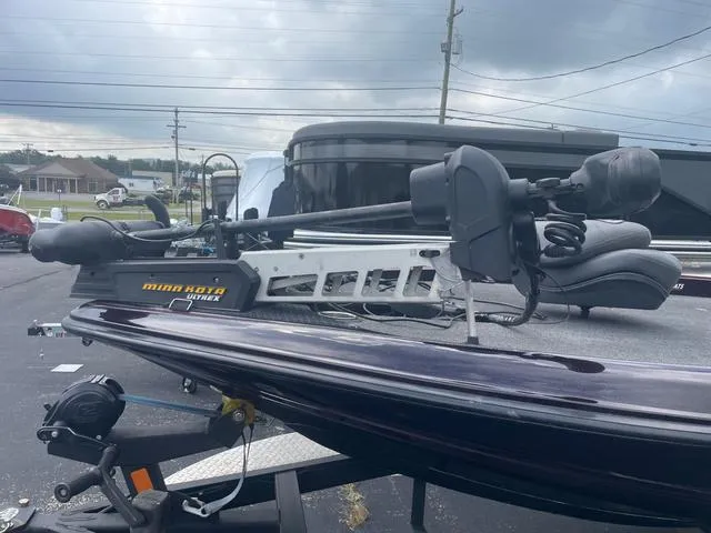 Slide: The Image of Triton TRITION 21 TRX ELITE 2018 - 5