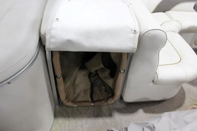 Slide: The Image of Premier 235 Escapade RE 2005 - 29