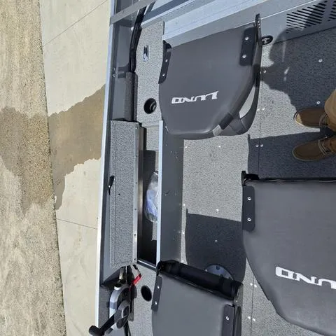 Slide: The Image of Lund 1600 Fury SS 2022 - 13