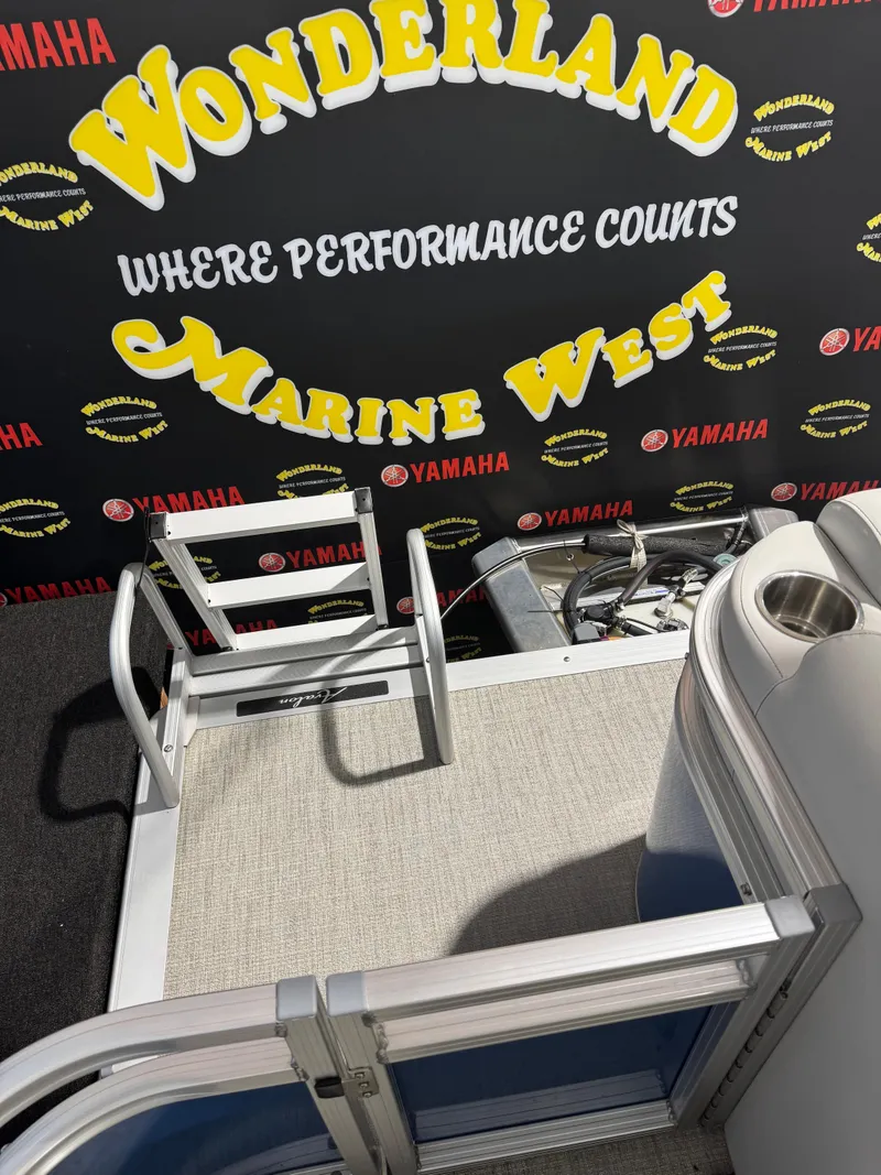 Slide: The Image of 2024 Avalon 1575 23 Venture CR boat at Wonderland Marine West display. - 11