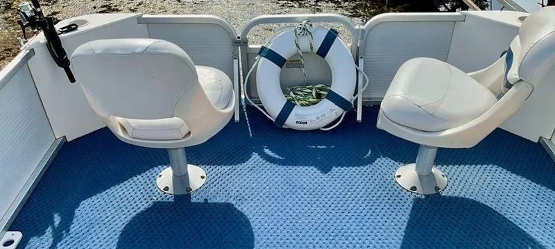 Slide: The Image of Manitou 20 Osprey 2008 - 5