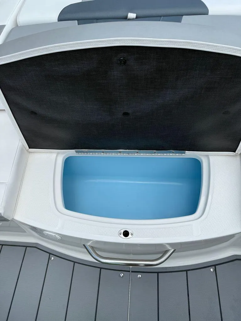 Slide: The Image of Chaparral 21 SSi 2021 - 10