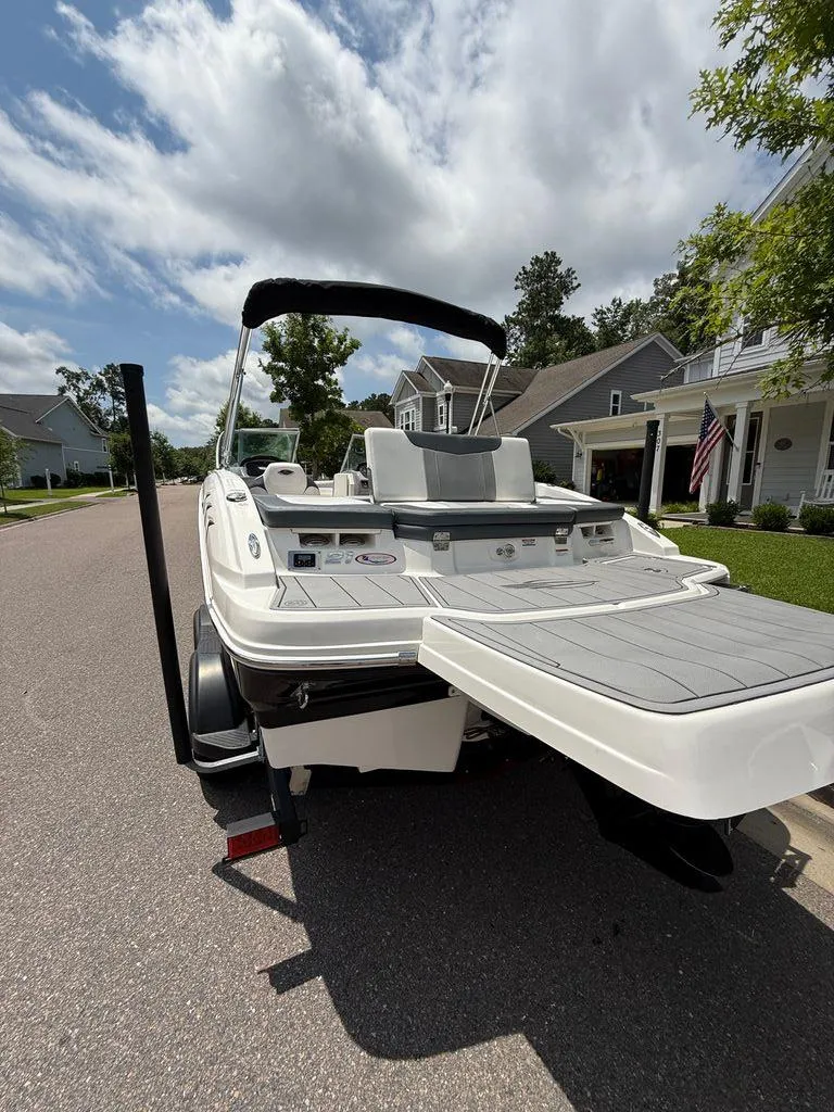 Slide: The Image of Chaparral 21 SSi 2021 - 11