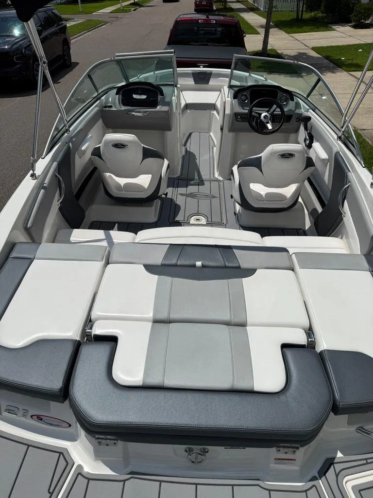 Slide: The Image of Chaparral 21 SSi 2021 - 9