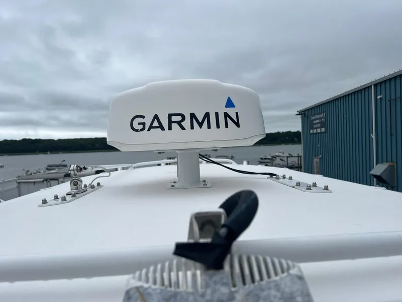 Slide: The Image of Edgewater 245CC 2018 - 13