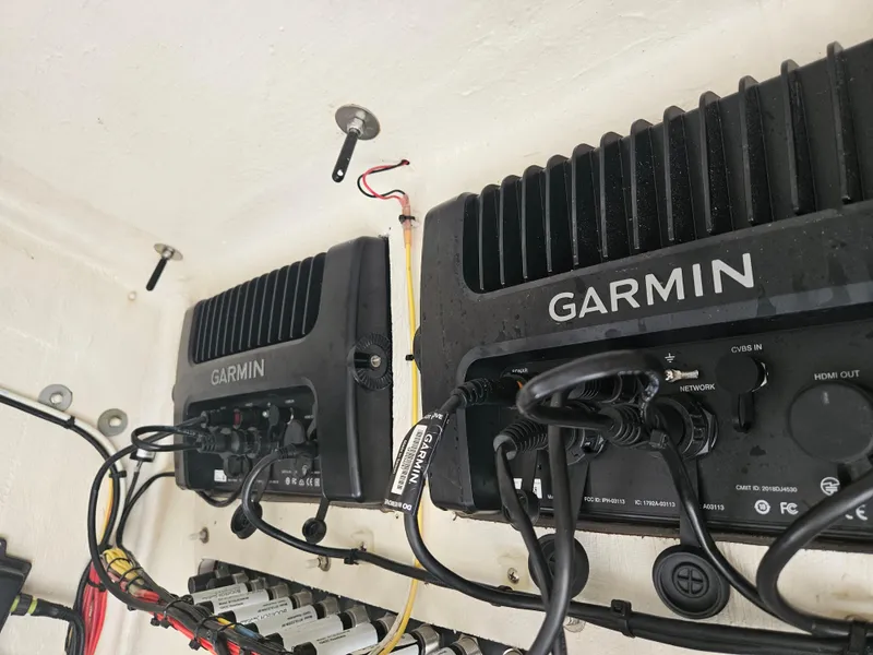 Slide: The Image of Garmin electronics installed on a 2022 Sea Cat 260 Hybrid boat. - 48