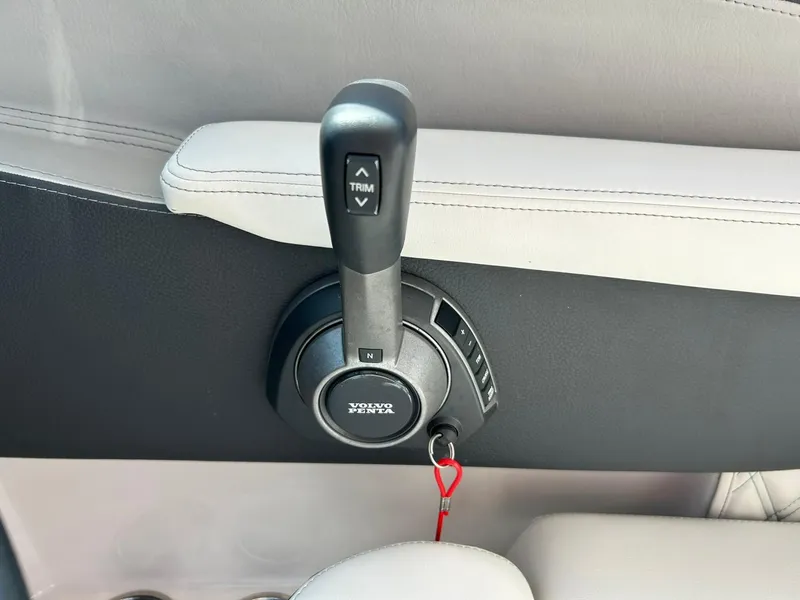 Slide: The Image of Regal LS4 Surf 2022 - 52