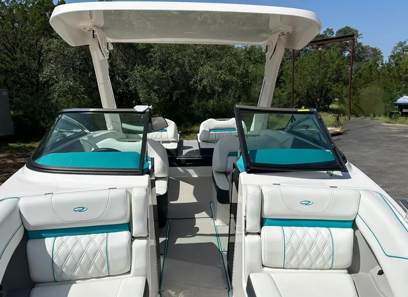 Slide: The Image of Regal LS4 Surf 2022 - 58