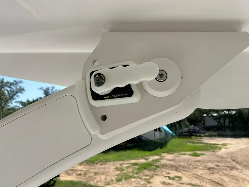 Slide: The Image of Regal LS4 Surf 2022 - 68