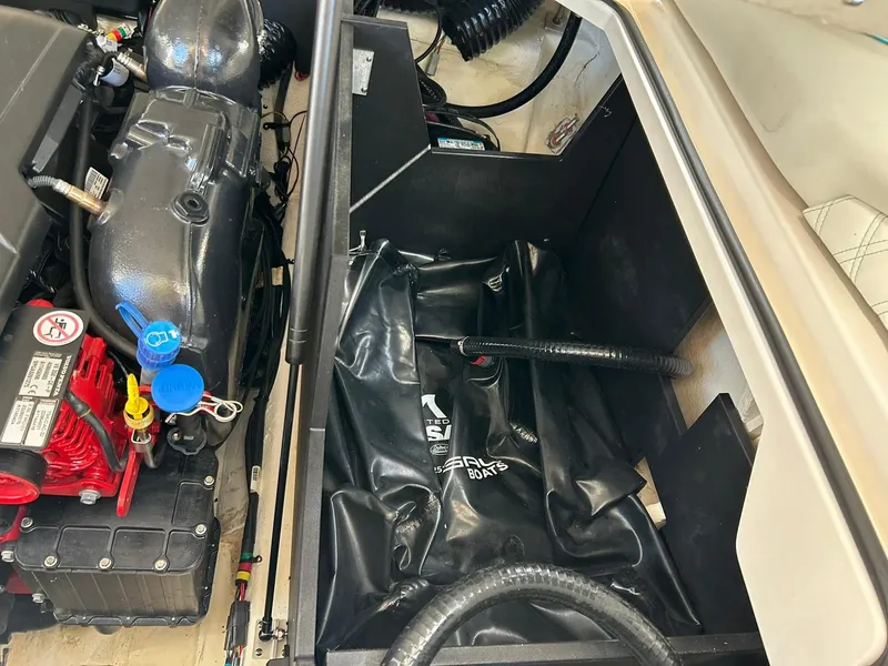 Slide: The Image of Regal LS4 Surf 2022 - 69