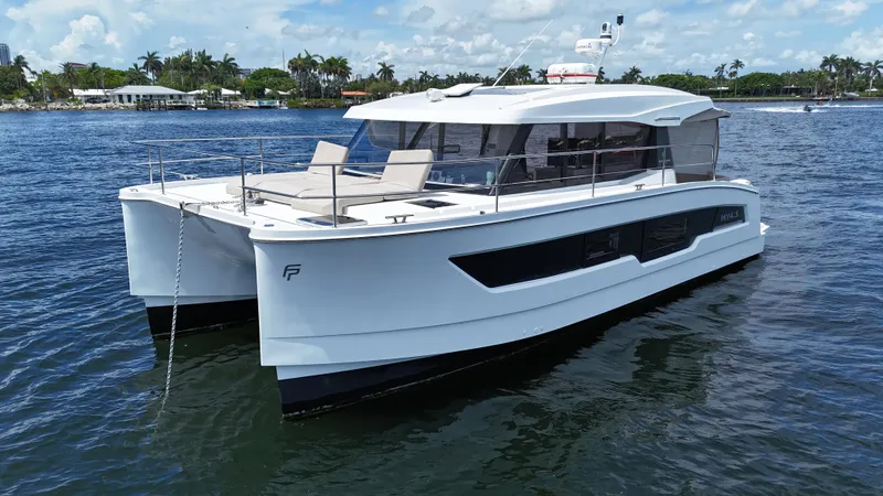 Slide: The Image of Fountaine Pajot MY4.S 2023 - 16