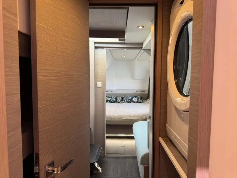 Slide: The Image of Fountaine Pajot MY4.S 2023 - 47