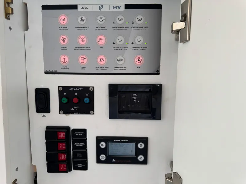 Slide: The Image of Fountaine Pajot MY4.S 2023 - 54