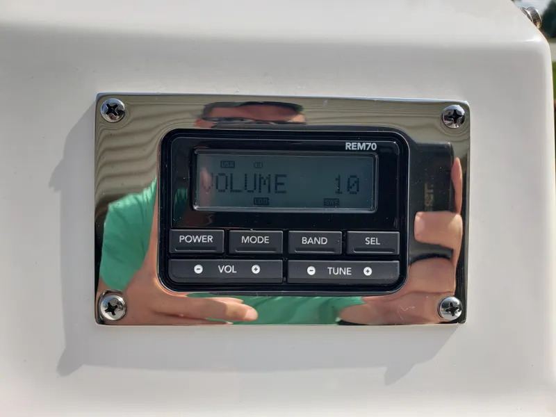 Slide: The Image of Control panel on a 2017 Chaparral Vortex 223 VR boat, displaying volume level. - 11