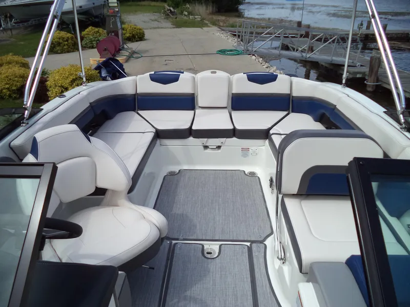 Slide: The Image of 2017 Chaparral Vortex 223 VR boat interior with spacious seating and modern design. - 14