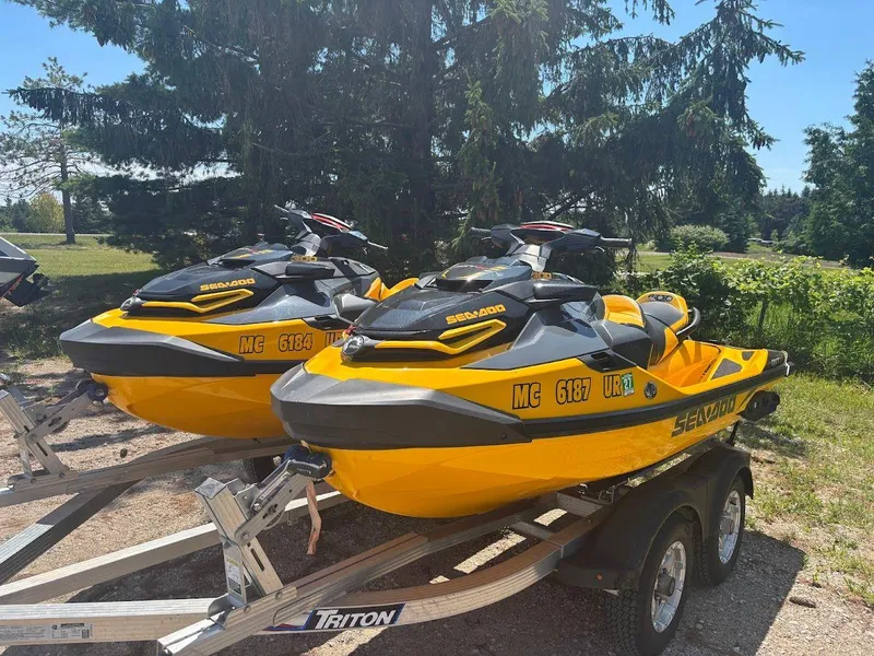 Slide: The Image of 2021 Sea-Doo RXT-X 300 5 - 5