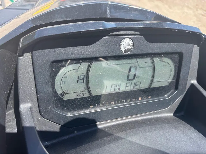 Slide: The Image of 2021 Sea-Doo RXT-X 300 9 - 9