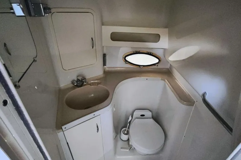 Slide: The Image of Chris-Craft 320 EXPRESS 1999 - 12