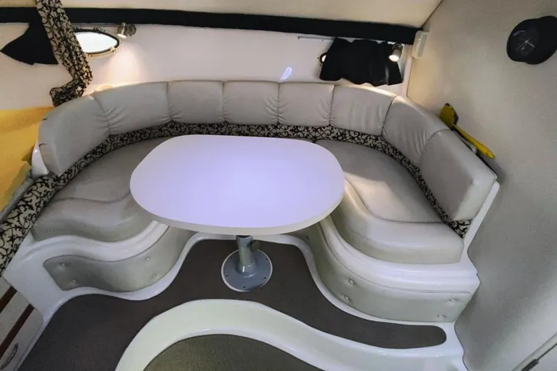 Slide: The Image of Chris-Craft 320 EXPRESS 1999 - 9