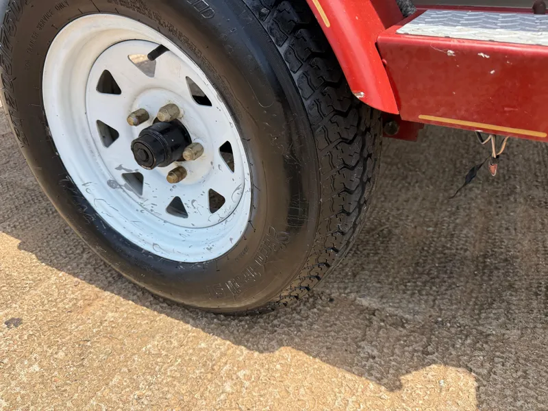 Slide: The Image of Fisher 16 Pro Avenger 2002 - 57