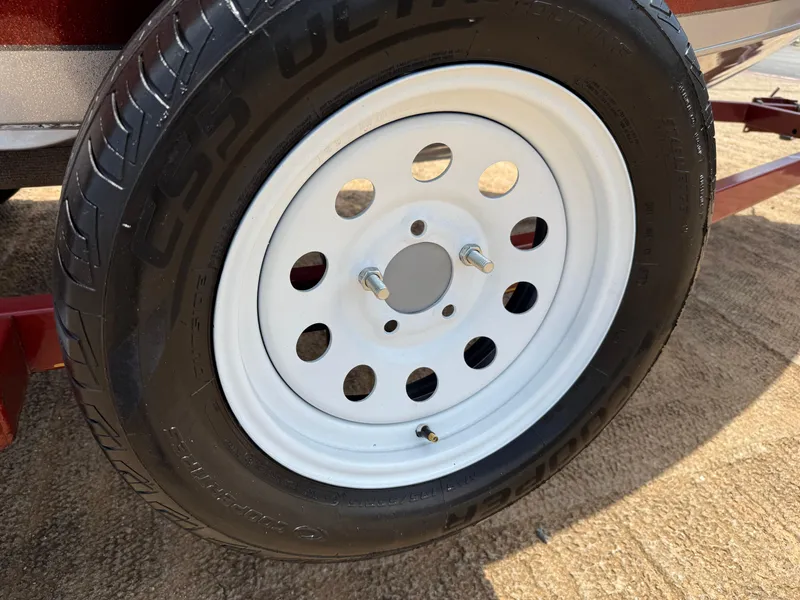 Slide: The Image of Fisher 16 Pro Avenger 2002 - 58