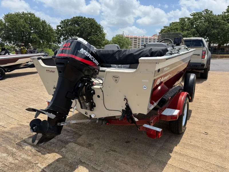 Slide: The Image of Fisher 16 Pro Avenger 2002 - 63