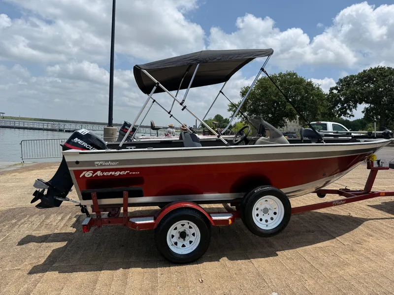 Slide: The Image of Fisher 16 Pro Avenger 2002 - 71