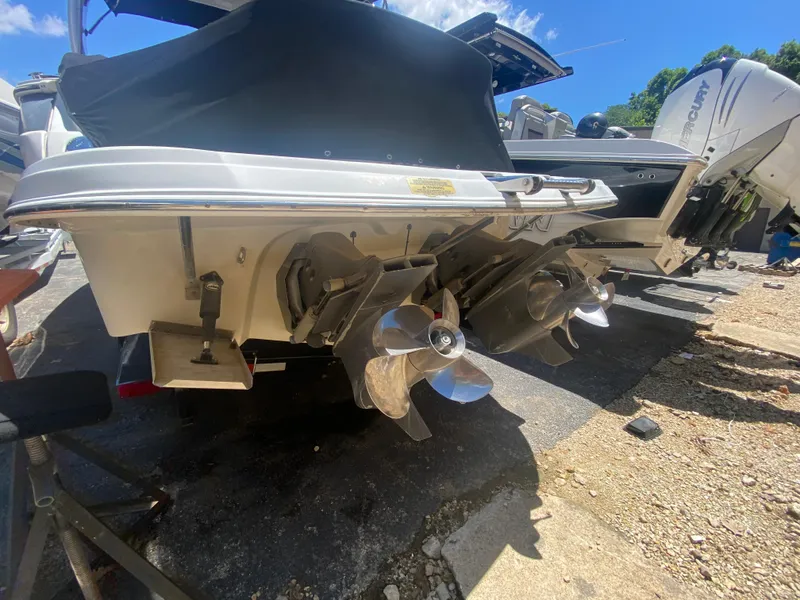 Slide: The Image of Crownline Boats 320 LS 2006 - 51