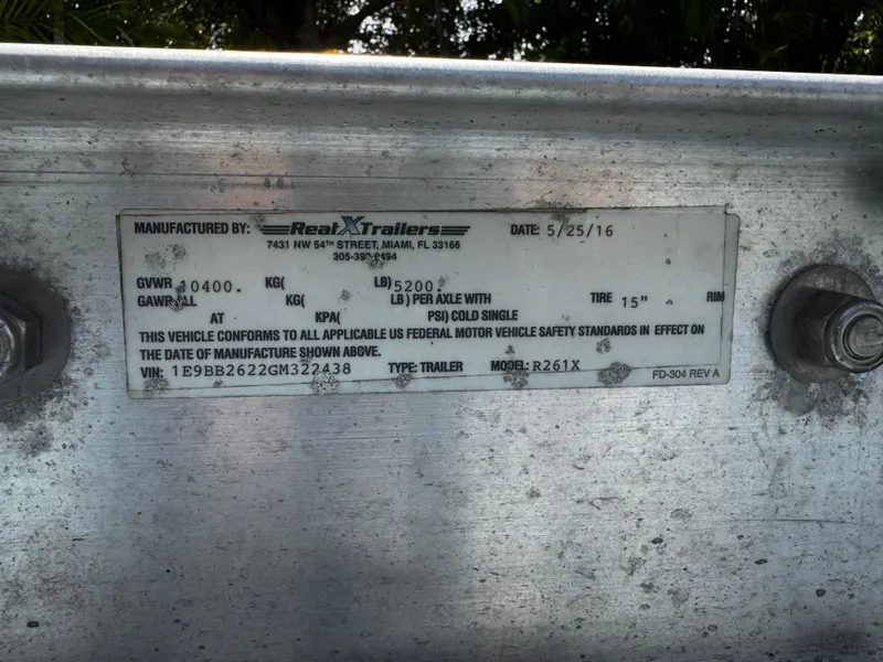 Slide: The Image of Label on a 2016 Robalo R260 Center Console trailer by Real X Trailers. - 45