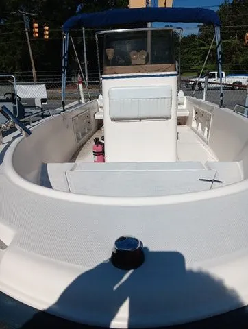 Slide: The Image of Sea Hunt Triton 186 2004 - 4