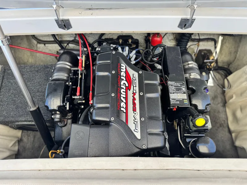 Slide: The Image of Engine compartment of a 1998 Nordic 25 Scandia boat with MerCruiser 454 Mag MPI. - 20