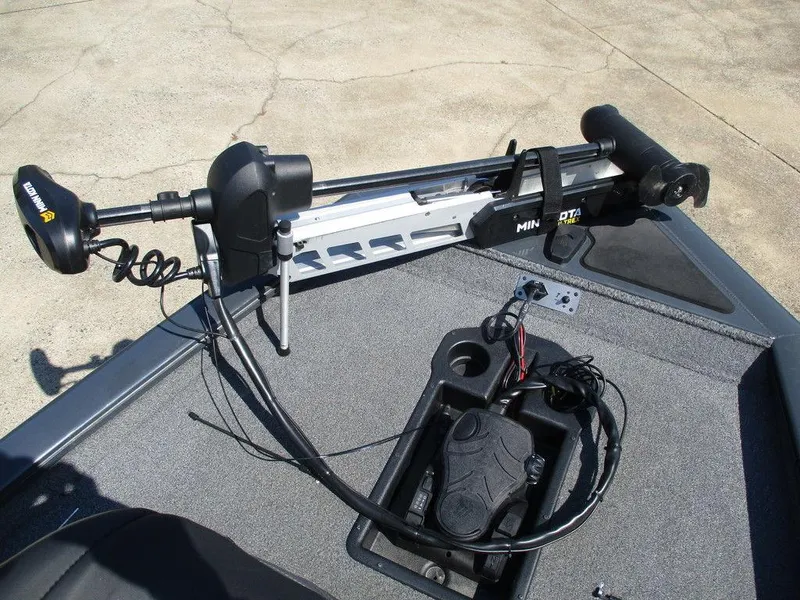 Slide: The Image of Trolling motor setup on 2021 Tracker Pro Team™ 190 TX boat deck. - 4