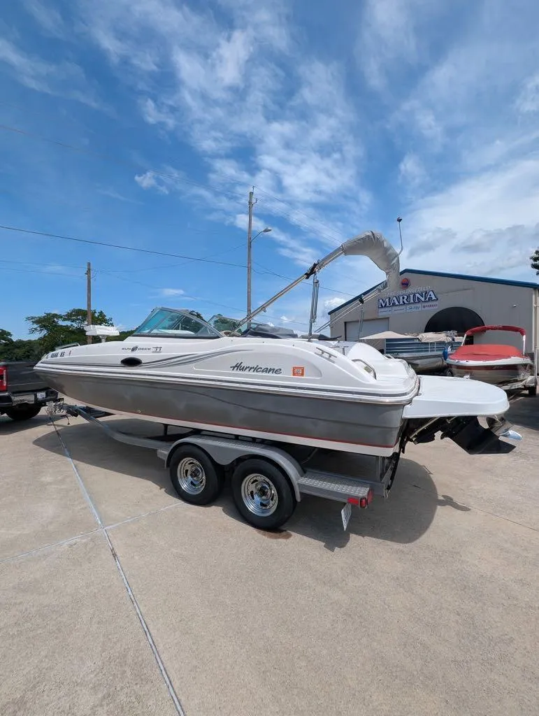 Slide: The Image of Hurricane Sun Deck 217 2012 - 11