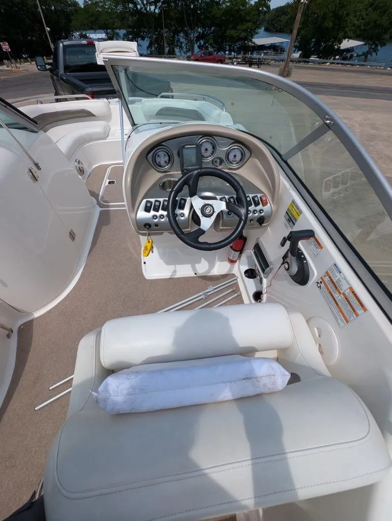 Slide: The Image of Hurricane Sun Deck 217 2012 - 9