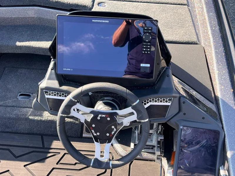 Slide: The Image of Skeeter FXR21 LE 2025 - 34