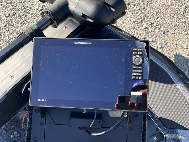 Slide: The Image of Skeeter FXR21 LE 2025 - 37