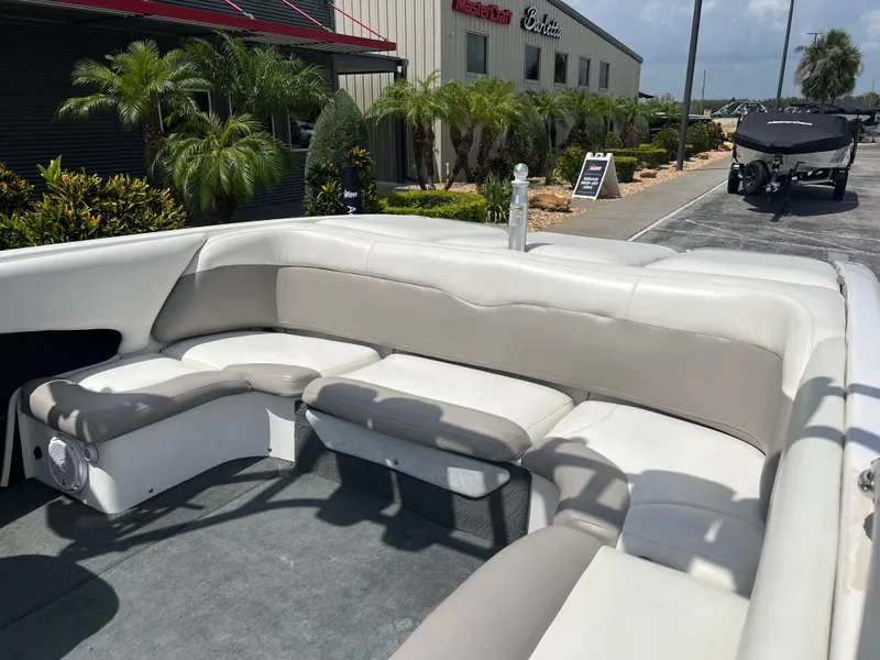 Slide: The Image of MasterCraft X30 2004 - 12