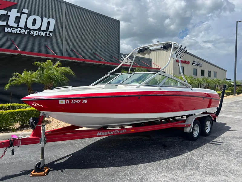 Slide: The Image of MasterCraft X30 2004 - 3