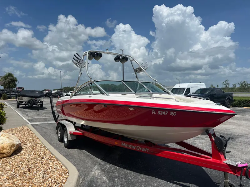 Slide: The Image of MasterCraft X30 2004 - 5