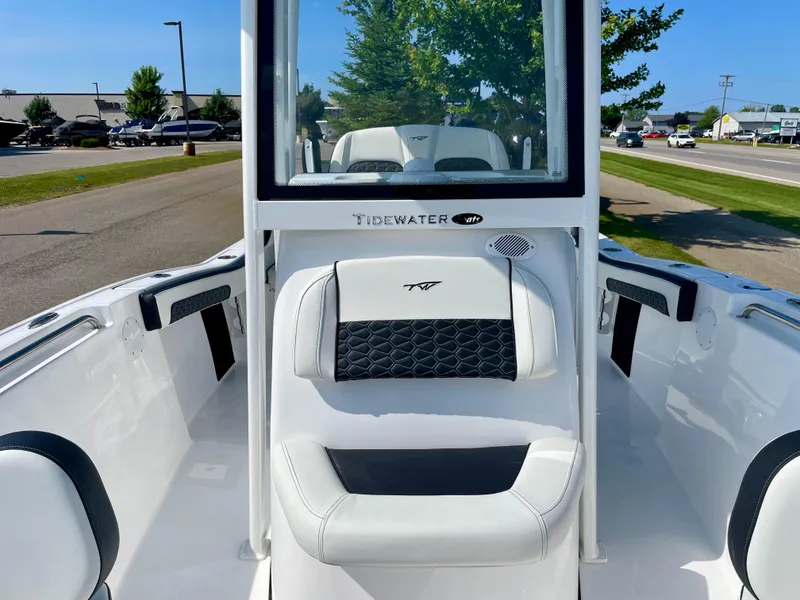 Slide: The Image of Tidewater 210 LXF 2026 - 10