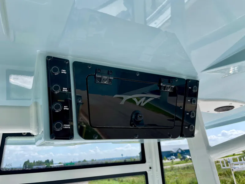 Slide: The Image of Tidewater 210 LXF 2026 - 17