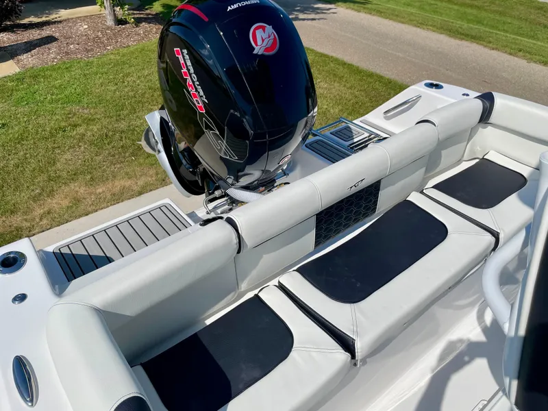 Slide: The Image of Tidewater 210 LXF 2026 - 19