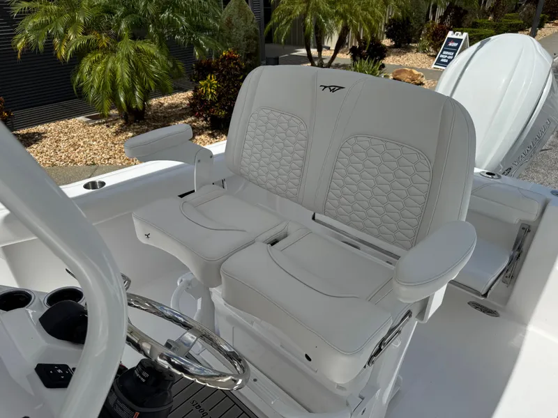 Slide: The Image of Tidewater 232 CC Adventure 2026 - 17