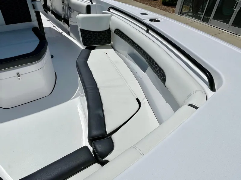 Slide: The Image of Tidewater 256 LXF 2026 - 14