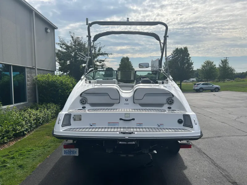 Slide: The Image of Yamaha 212X 2016 - 4