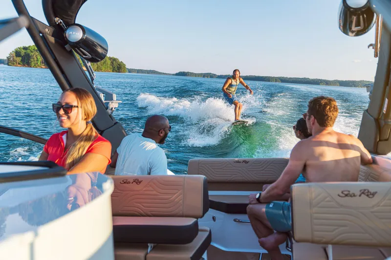 Slide: The Image of Sea Ray SDX 250 Surf 2025 - 60