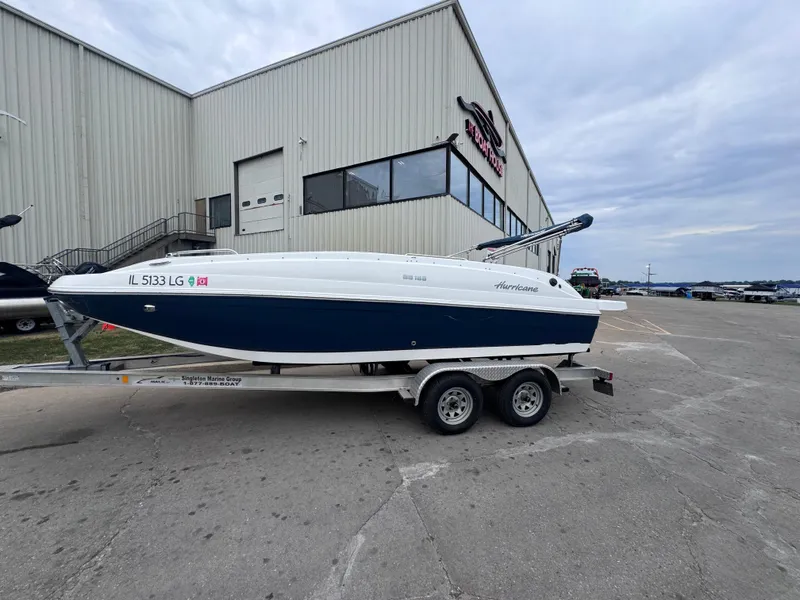 Slide: The Image of Hurricane 188SS 2017 - 1