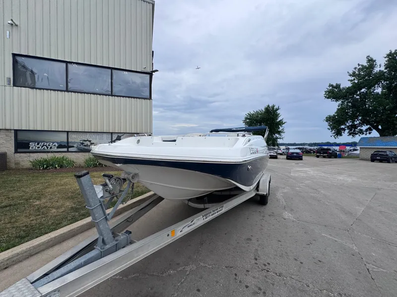 Slide: The Image of Hurricane 188SS 2017 - 4