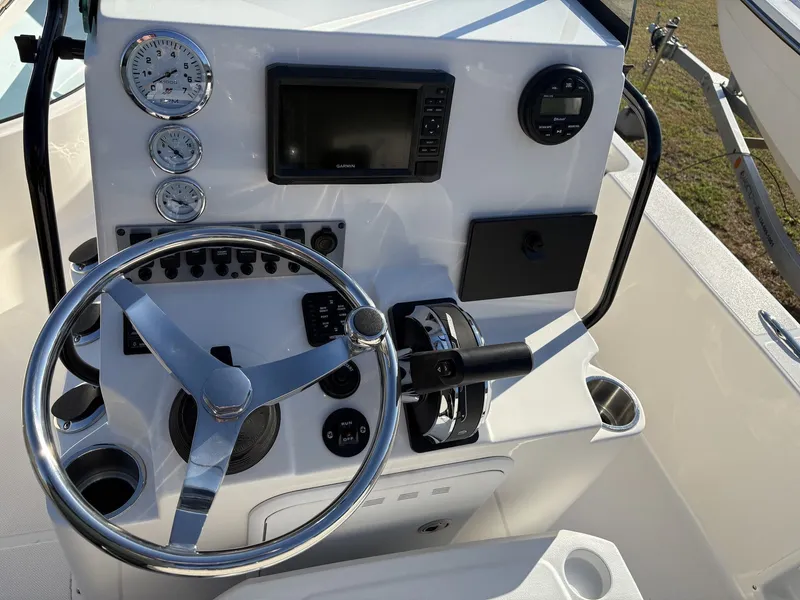 Slide: The Image of Sea Born FX FX21 2024 - 16